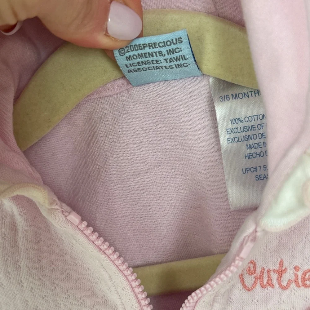 Vintage 2006 Precious Moments baby girl embroidered hoodie zip up cutie teapot